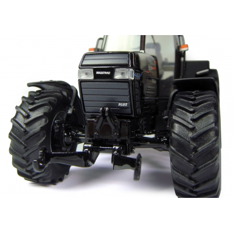 Case IH 5150 50 000th Noir Fabrication Universal Hobbies case-ih-5150-50-000th-noir-fabrication-universal-hobbies