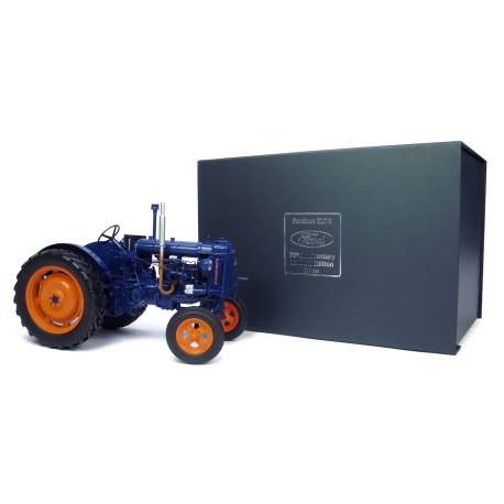 CHAD VALLEY 1:16 Trattore E27N Modello Metallico – Filtro Aria E Colore Blu
