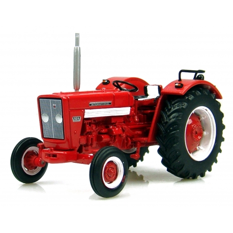 TRACTEUR IH 624-1968