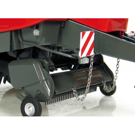 MASSEY FERGUSON V169 Fabriqué par Universal Hobbies - Echelle 1/32