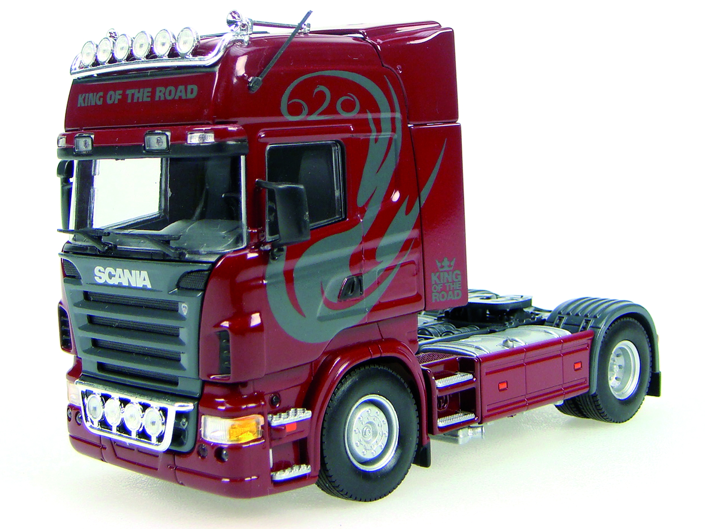 SCANIA R620 ROUGE - UNIVERSAL HOBBIES