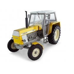 Tracteur Ursus 1201 - 2WD à l'échelle 1:32 Universal Hobbies UH5284