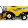 New Holland CR10.90 "Revelation" with tracks