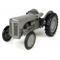 Universal Hobbies 1:16 Scale Ferguson Tea 20 (1949) Tractor Die-cast Replica UH2690