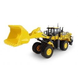 Chargeuse sur pneus Chargeur Komatsu WA600-8 à l'échelle 1:50 Universal Hobbies UH8127