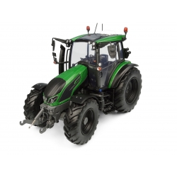 Tracteur Valtra G135 "Unlimited" Vert Ultra - à l'échelle 1:32 Universal Hobbies UH6441