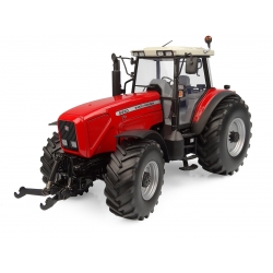 Tracteur Massey Ferguson 8260 X-tra à l'échelle 1:32 Universal Hobbies UH5351